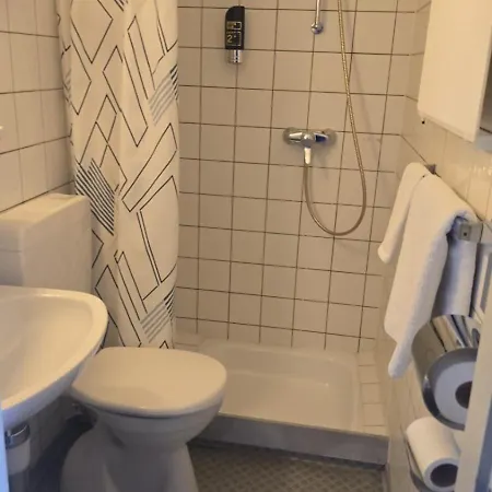 Deutsches Haus Hotel *